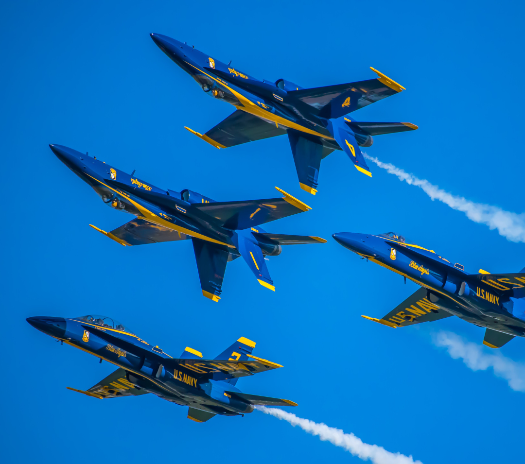 Photo of the Blue Angels doing an aerial maneuver